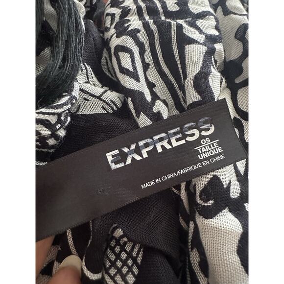 Express OS Black And White Fringe Tassel Kimono Bathing Suit Cover Up - Picture 5 of 6